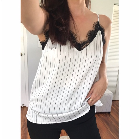 Last 1 | Promesa Lace Camisole - Picture 5 of 5